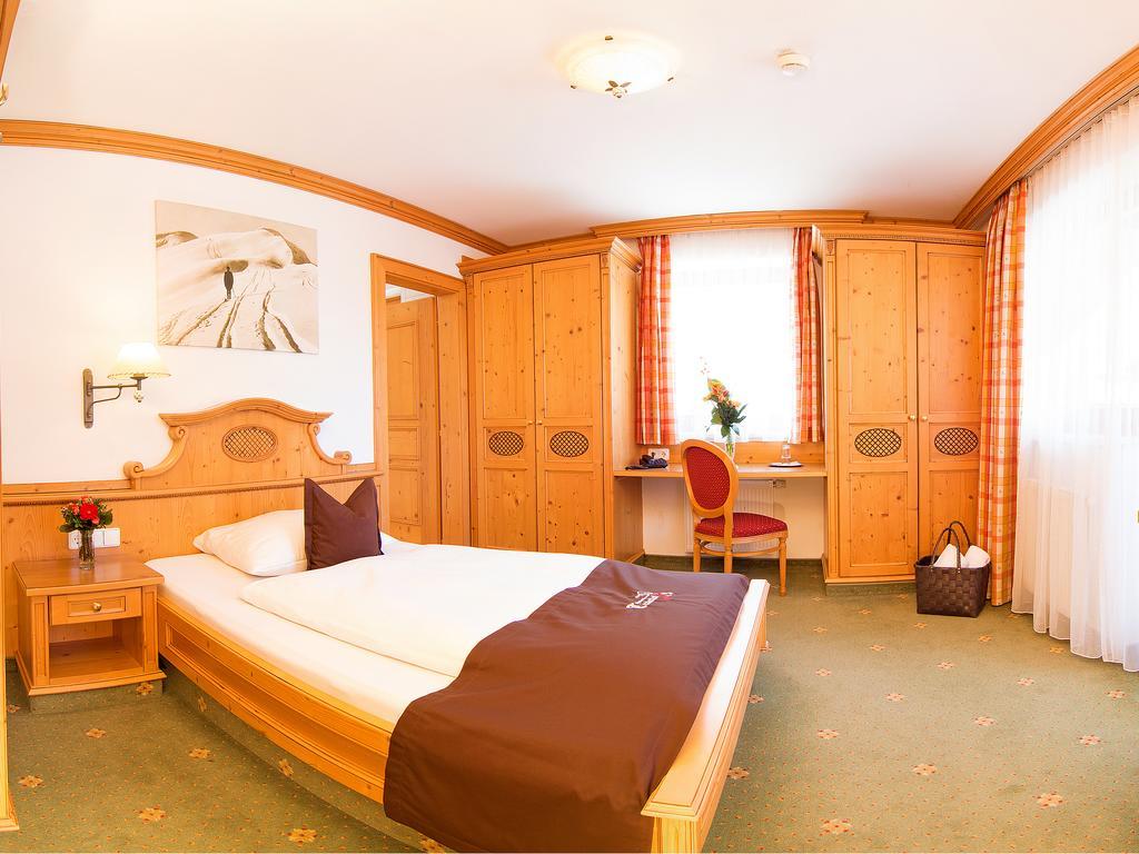 Alpenhotel Tirolerhof Neustift im Stubaital Habitación foto