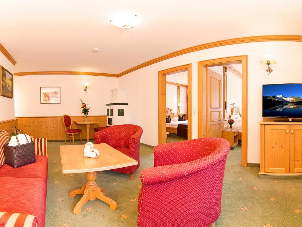 Alpenhotel Tirolerhof Neustift im Stubaital Exterior foto