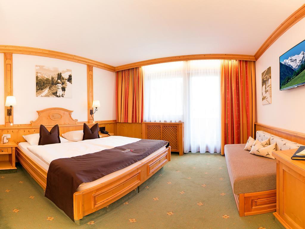 Alpenhotel Tirolerhof Neustift im Stubaital Habitación foto