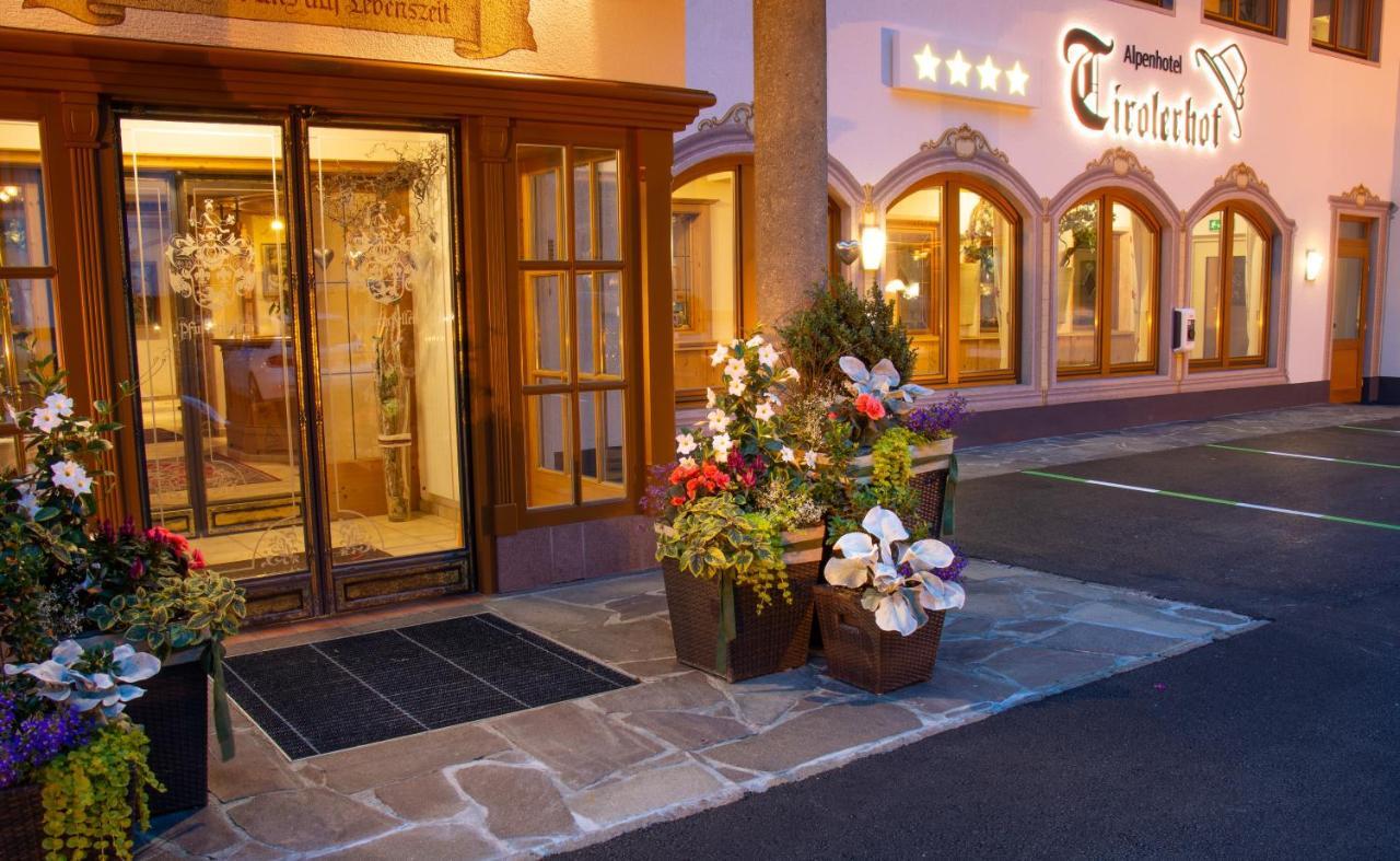 Alpenhotel Tirolerhof Neustift im Stubaital Exterior foto