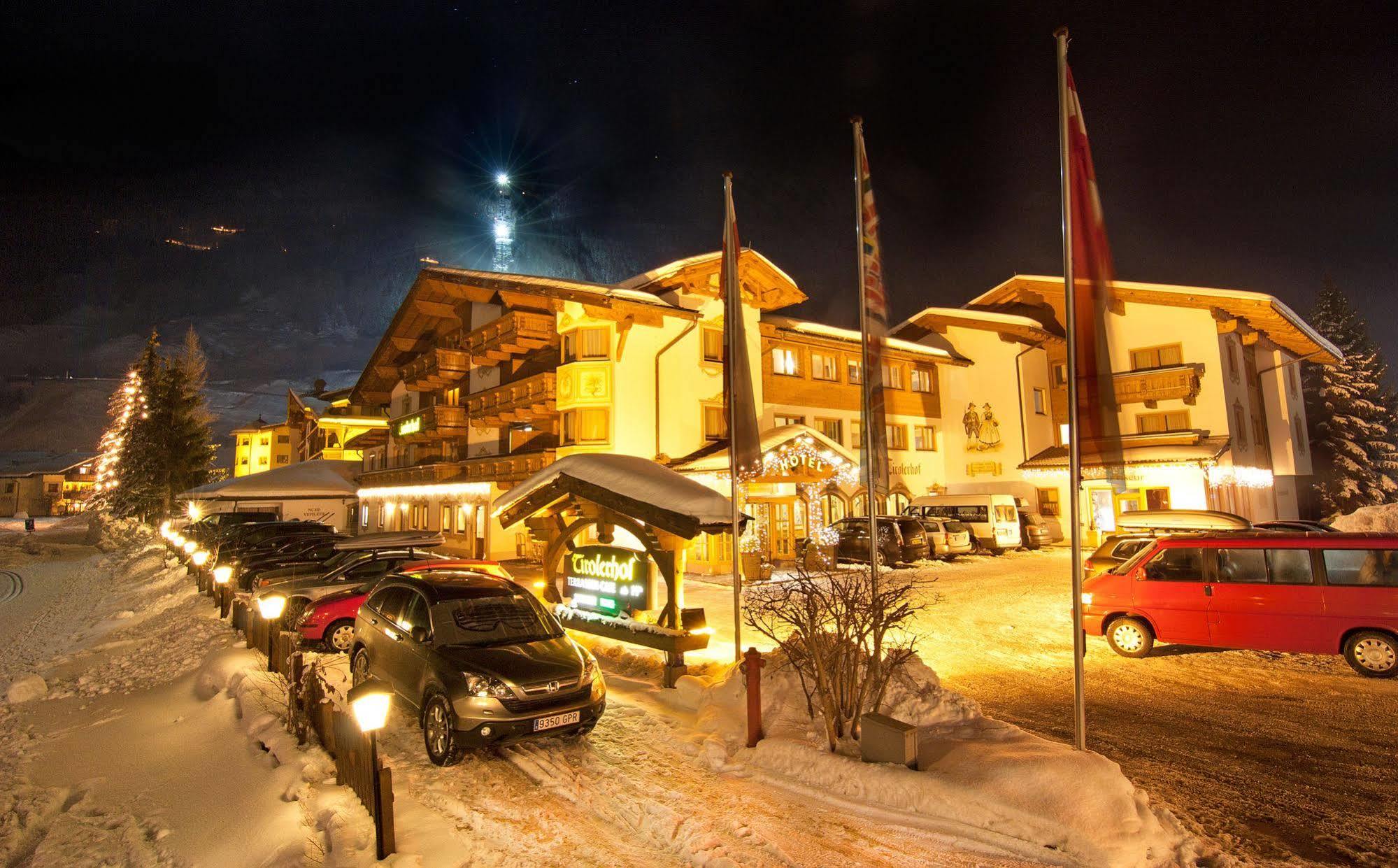 Alpenhotel Tirolerhof Neustift im Stubaital Exterior foto