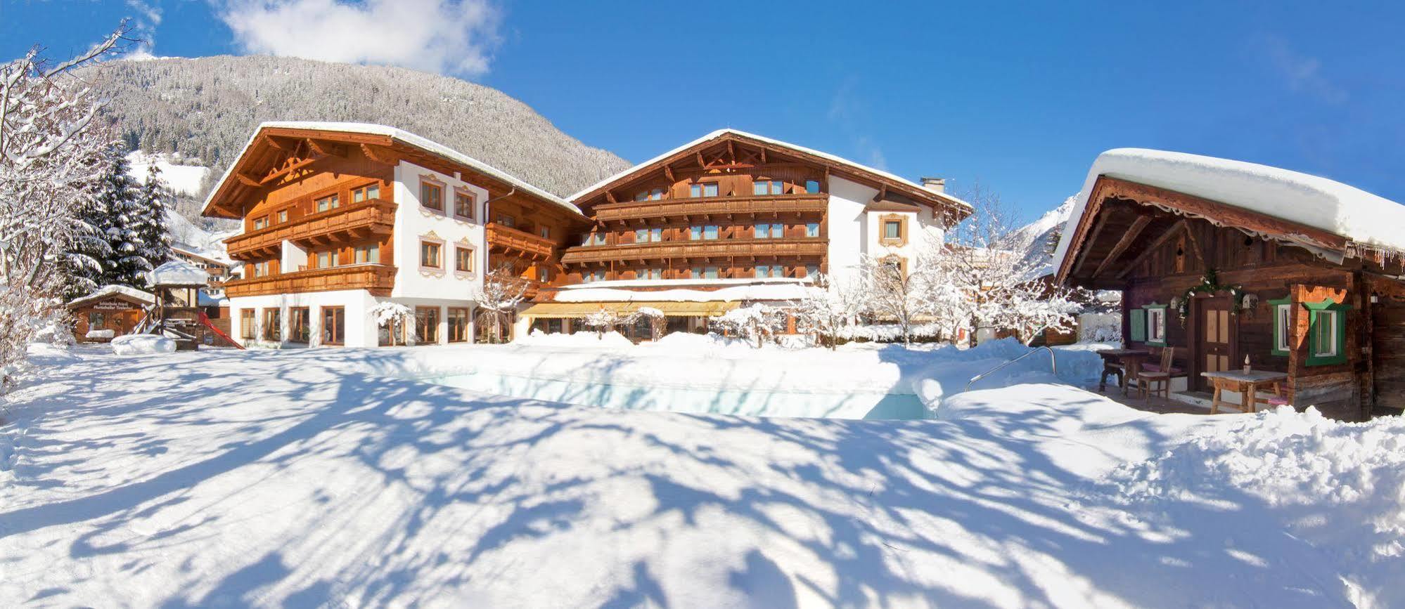 Alpenhotel Tirolerhof Neustift im Stubaital Exterior foto